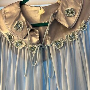 Vintage blue nightgown/robe